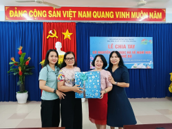 CHIA TAY CÔ NGỌC HÀ VỀ HƯU