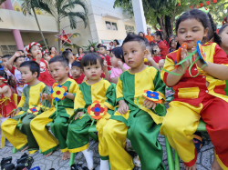 Hình ảnh VUI HỘI TRĂNG RẰM 2-25-2026