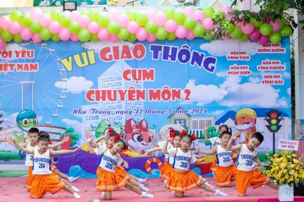 CHƯƠNG TRÌNH GIAO LƯU "BÉ VUI GIAO THÔNG" CỤM 2