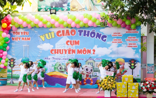 CHƯƠNG TRÌNH GIAO LƯU "BÉ VUI GIAO THÔNG" CỤM 2