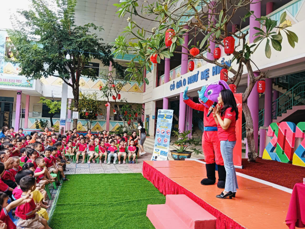  Chương trình "Vì nụ cười xinh của bé"