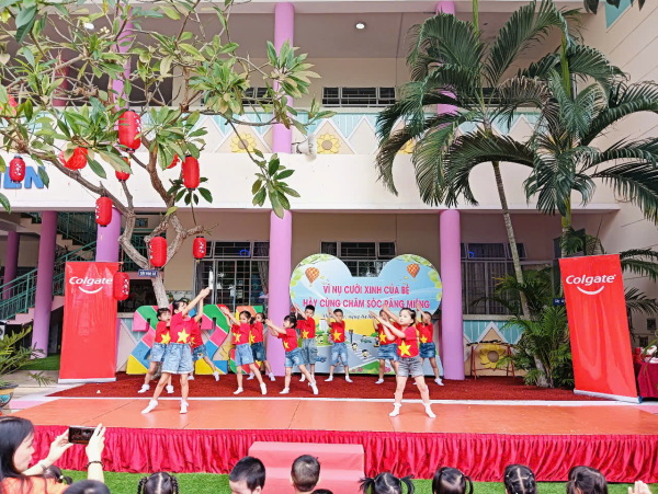  Chương trình "Vì nụ cười xinh của bé"