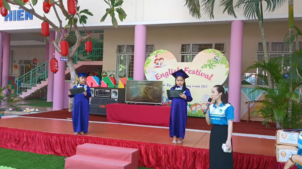 Chương trình "English Festival" 