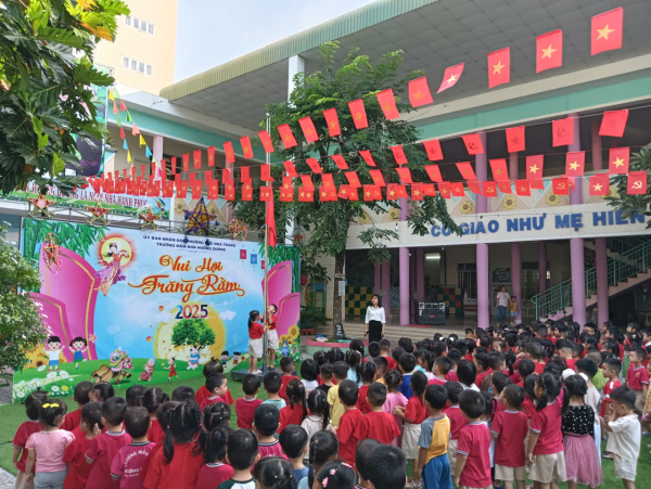 CHÀO CỜ THÁNG 10