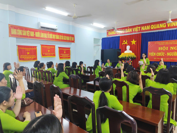 HỘI NGHI VIÊN CHỨC - NGƯỜI LAO ĐỘNG 2025-2026