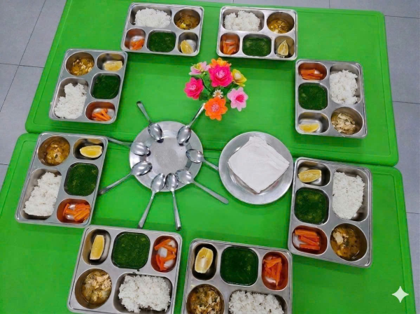 👩‍🍳 Các cô cấp dưỡng – gửi trọn yêu thương trong từng món ăn, nuôi dưỡng bé khỏe mạnh mỗi ngày! 🥰